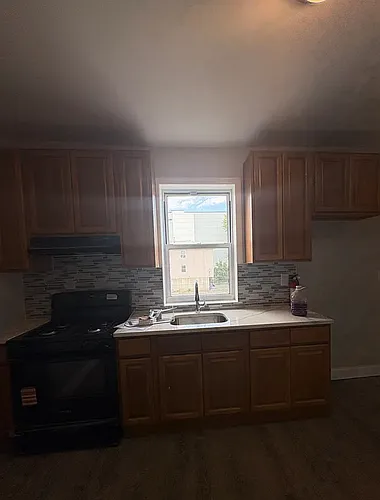 683 S 11th St #3 Photo 1