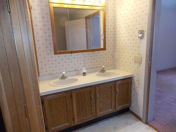 bathroom main
