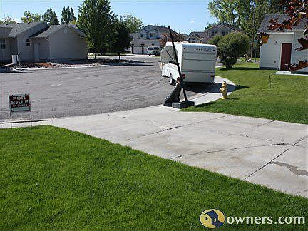 View from front yard