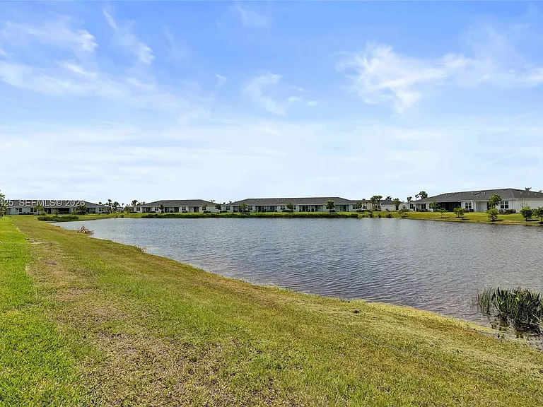 3777 Harborside Ave — Photo 40