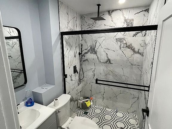 3rd image of 46 Saxton St APT 2