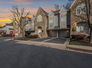 21 Daisy Rd, Berkeley Heights, NJ 07922