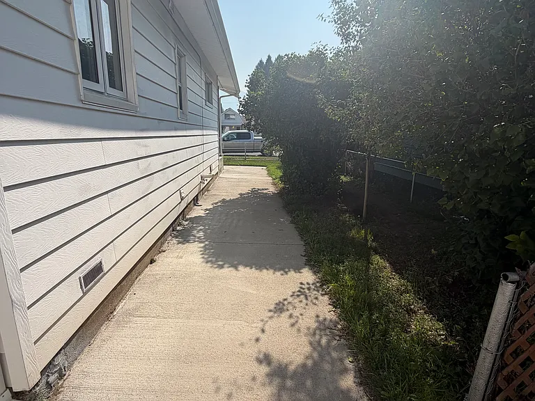 1933 Florida Ave — Photo 14