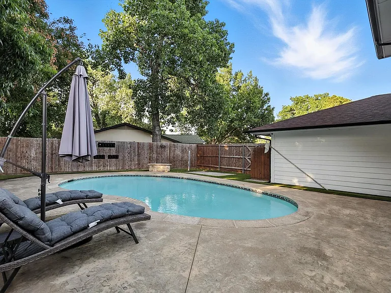 2902 Panhandle Dr — Photo 19