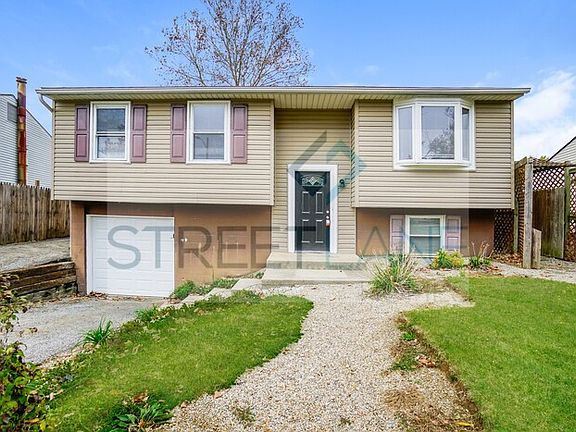 2nd image of 724 Redford Ave
