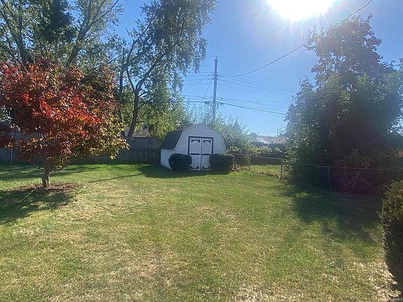 4th image of 5028 Bloomfield Pl