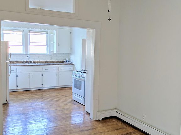 2nd image of 1 Louisburg Pl #2