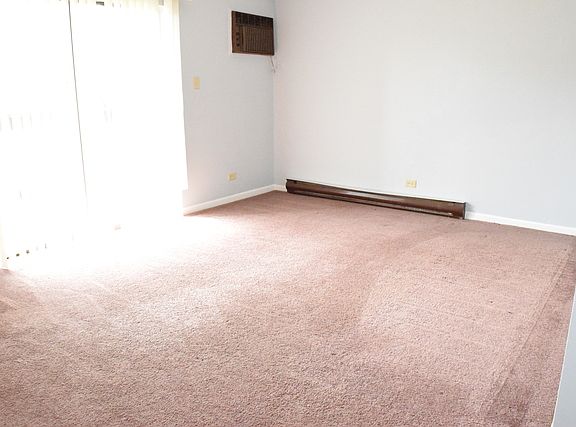 4th image of 1129 Cedar St APT 1A