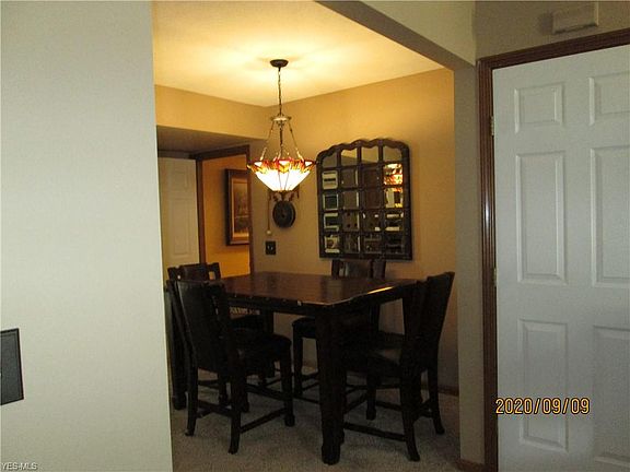 4th image of 130 High Point Dr Unit 48