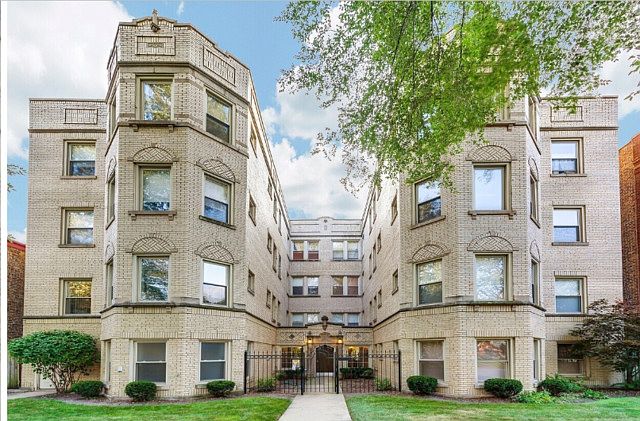 1st image of 7434 N Oakley Ave APT 1B