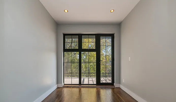 Rented by Nooklyn NYC LLC | media 13