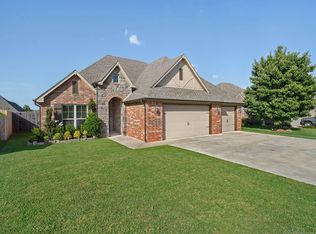 1106 S Missouri Ave, Claremore, OK 74019