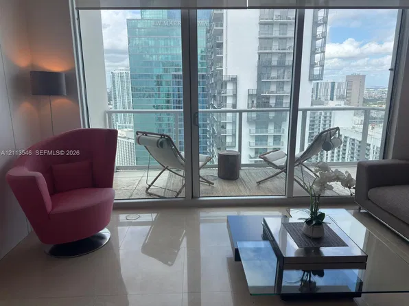 300 S Biscayne Blvd, Miami, FL