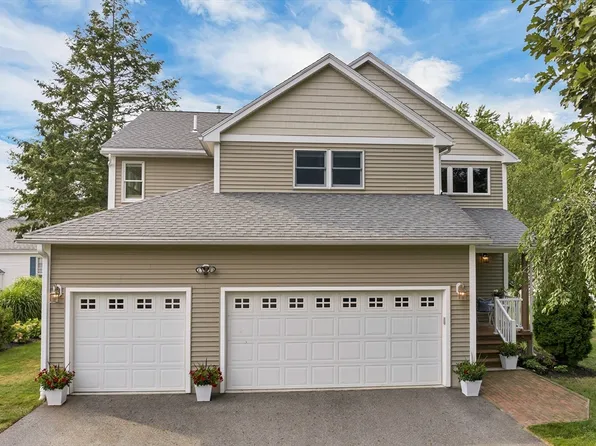 22 Princeton St, North Andover, MA 01845