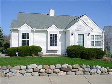 1st image of 124 Kensington Ct