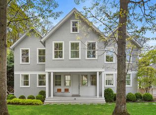 18 Royal St, East Hampton, NY 11937