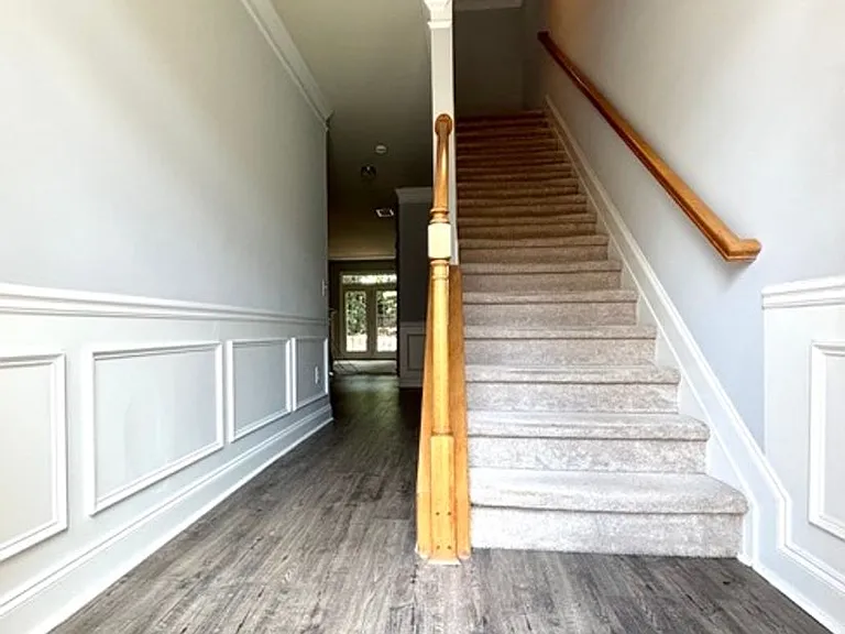 2408 Strand Ave — Photo 17