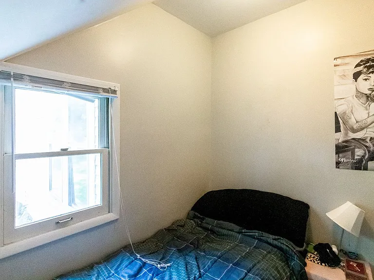1517 W Main St #1 — Photo 9