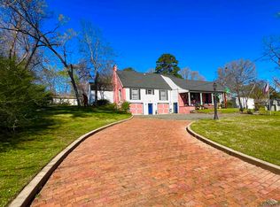 109 N Alley St, Jefferson, TX 75657