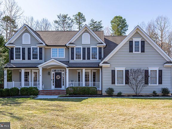 3rd image of 11913 Old Elm Ct