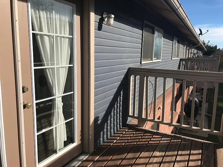 1143 Lamar St — Photo 11