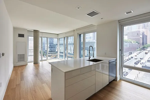 Rented by The Durst Organization | media 1