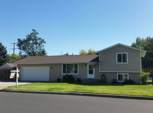 2808 E Wilson Ave, Mead, WA 99021