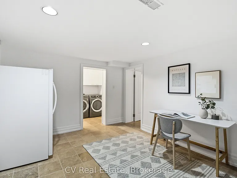 46 Bernard Ave — Photo 31