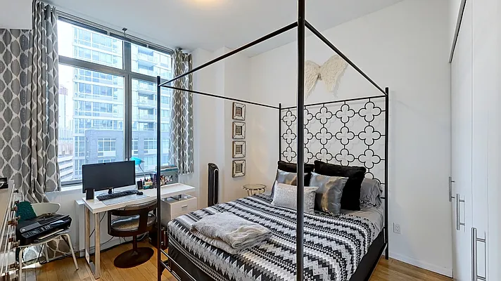 Rented by Charney Real Estate LLC | media 7
