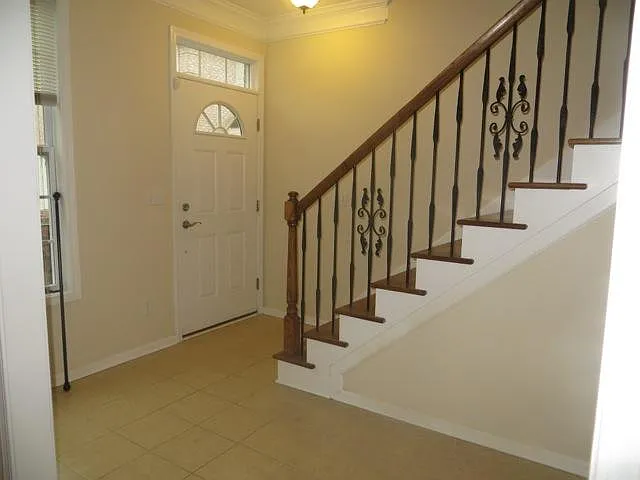 8949 Carroll Manor Dr — Photo 6