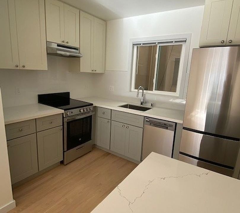 1st image of 1386 Guerrero St APT 1