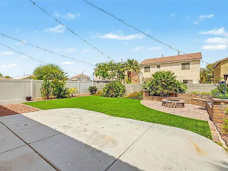 1016 Monarch Mystic Ave — Photo 33
