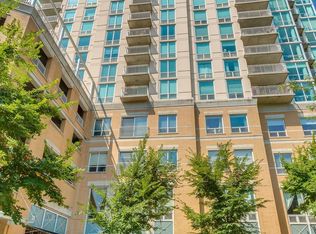 1640 Maple Ave APT 607, Evanston, IL 60201