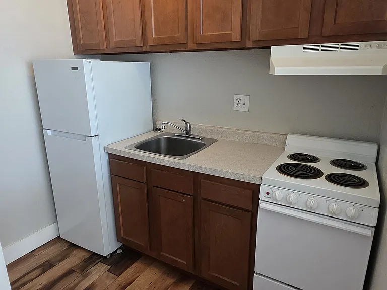 7th Place Apartments — Photo 56