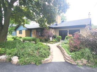 3N317 Timberline Dr, West Chicago, IL