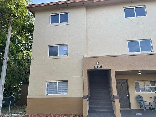 14911 SW 82nd Ter — Photo 1