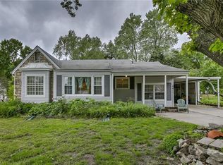 9811 E 68th Ter, Raytown, MO 64133