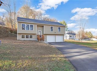 55 Lockwood Ave, Extension Brooklyn, CT 06234