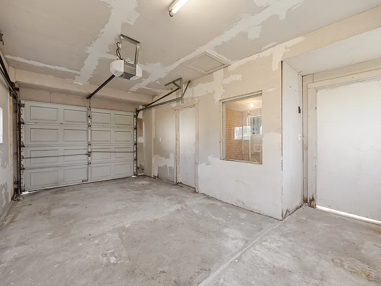 3827 Vineyard Dr — Photo 13