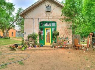 220 Beemer Rd, Guthrie, OK 73044