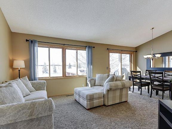 4th image of 5225 Kings Cir N