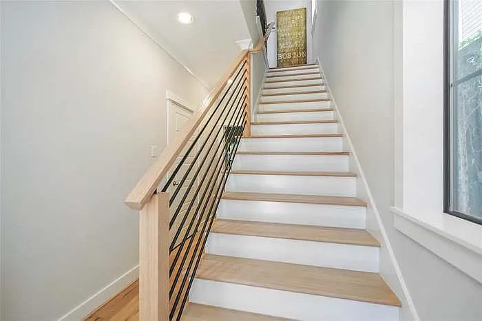414 Hyde Park Blvd — Photo 4