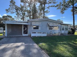 140 N Lake Dr #828, Leesburg, FL 34788
