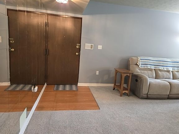 5th image of 33027 Fargo St