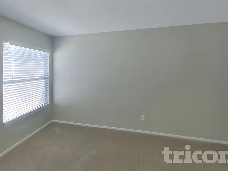 3144 McLennan Ave — Photo 8