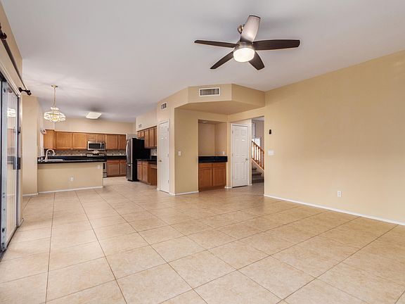5th image of 4085 W Shannon St