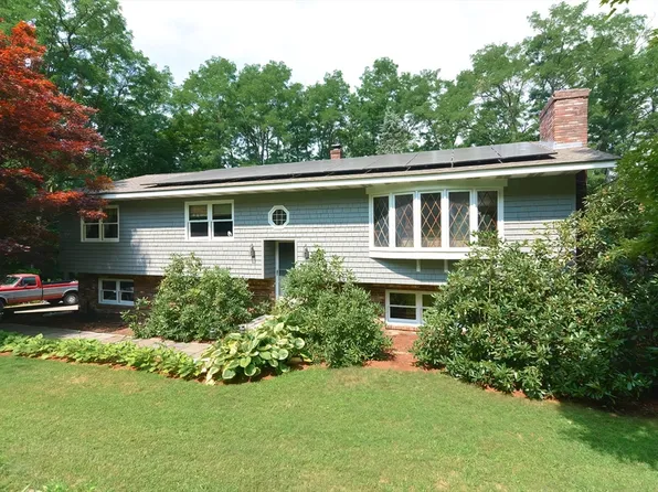 41 W Brookfield Rd, North Brookfield, MA 01535