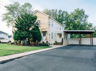 16 Bedell Ave, Staten Island, NY 10307