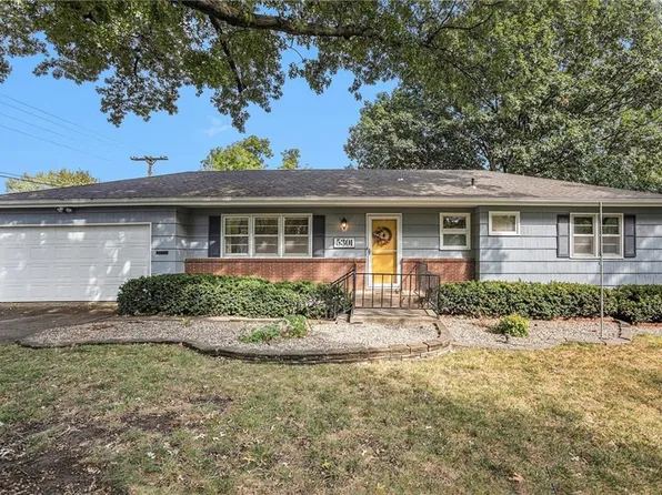 5301 Bond St, Shawnee, KS 66203