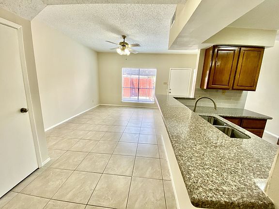 3rd image of 8323 Wednesbury Ln #8323